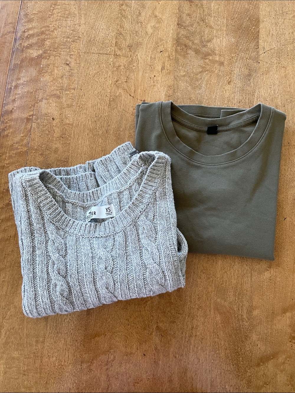 Hollister Cable Knit Short Sleeve Sweater Tee & Uniqlo Olive Baby Tee